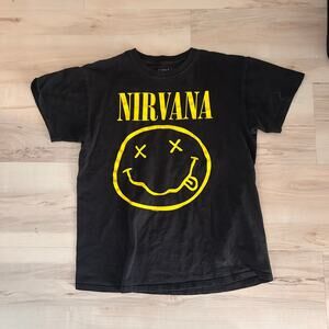 Nirvana T-shirt Size Medium
